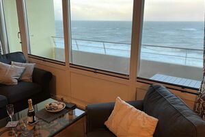 Haus Metropol, App. 135, Wohnzimmer