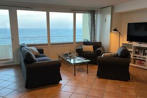 Haus Metropol, App. 135, Wohnzimmer