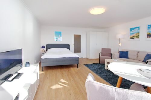 Haus Metropol, App. 261, Wohn-Schlafzimmer