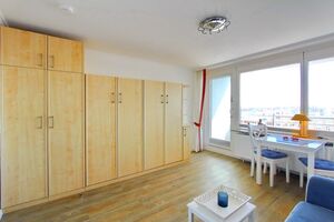 Haus Metropol, App. 142, Wohn-Schlafzimmer