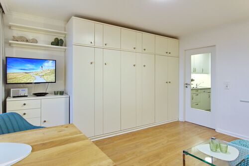 Haus Metropol, App. 173, Wohn-Schlafzimmer