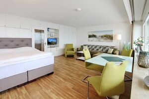 Haus Metropol, App. 314, Wohn-Schlafzimmer