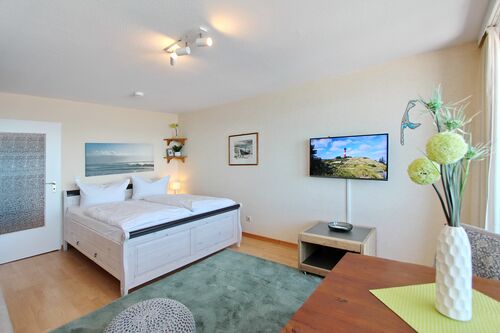 Haus Metropol, App. 77, Wohn-Schlafzimmer